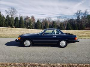 Mercedes-Benz 560 SL 1986 года  (NA)